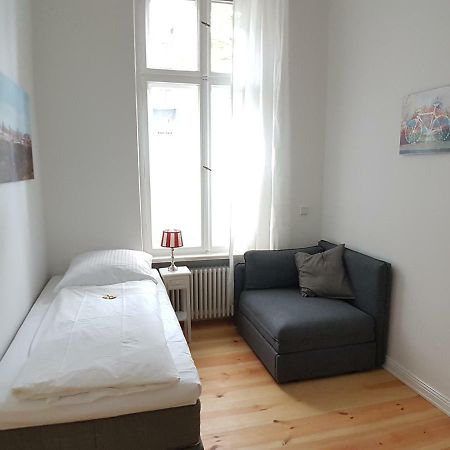 Lang Re By Rockchair Apartments L Superhost Status L 2 Bedrooms Boxspringbeds In City Center - Cozy Family & Business Flair Welcomes You! Berlijn Buitenkant foto