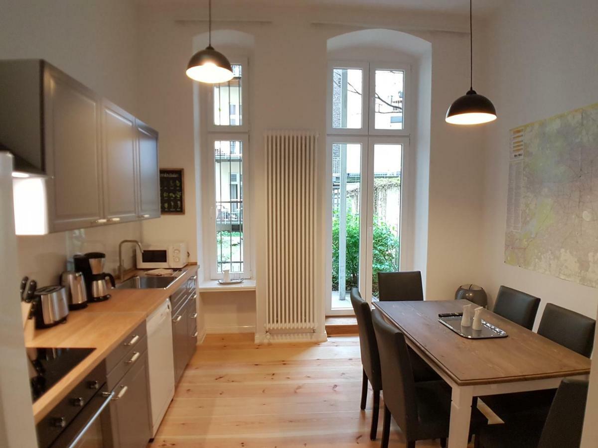 Lang Re By Rockchair Apartments L Superhost Status L 2 Bedrooms Boxspringbeds In City Center - Cozy Family & Business Flair Welcomes You! Berlijn Buitenkant foto
