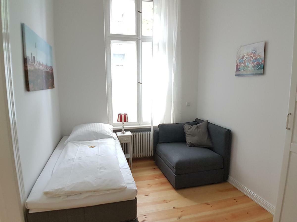 Lang Re By Rockchair Apartments L Superhost Status L 2 Bedrooms Boxspringbeds In City Center - Cozy Family & Business Flair Welcomes You! Berlijn Buitenkant foto