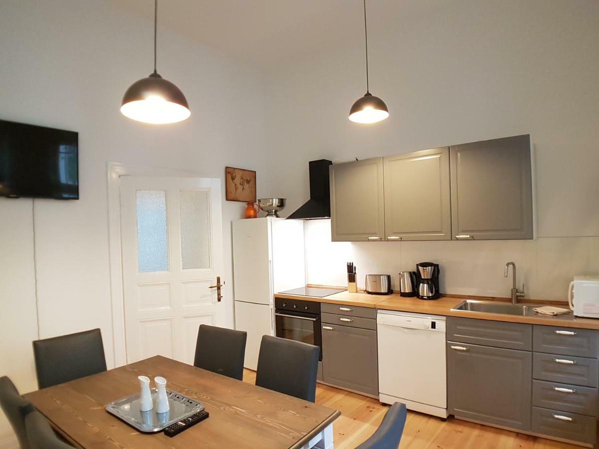 Lang Re By Rockchair Apartments L Superhost Status L 2 Bedrooms Boxspringbeds In City Center - Cozy Family & Business Flair Welcomes You! Berlijn Buitenkant foto