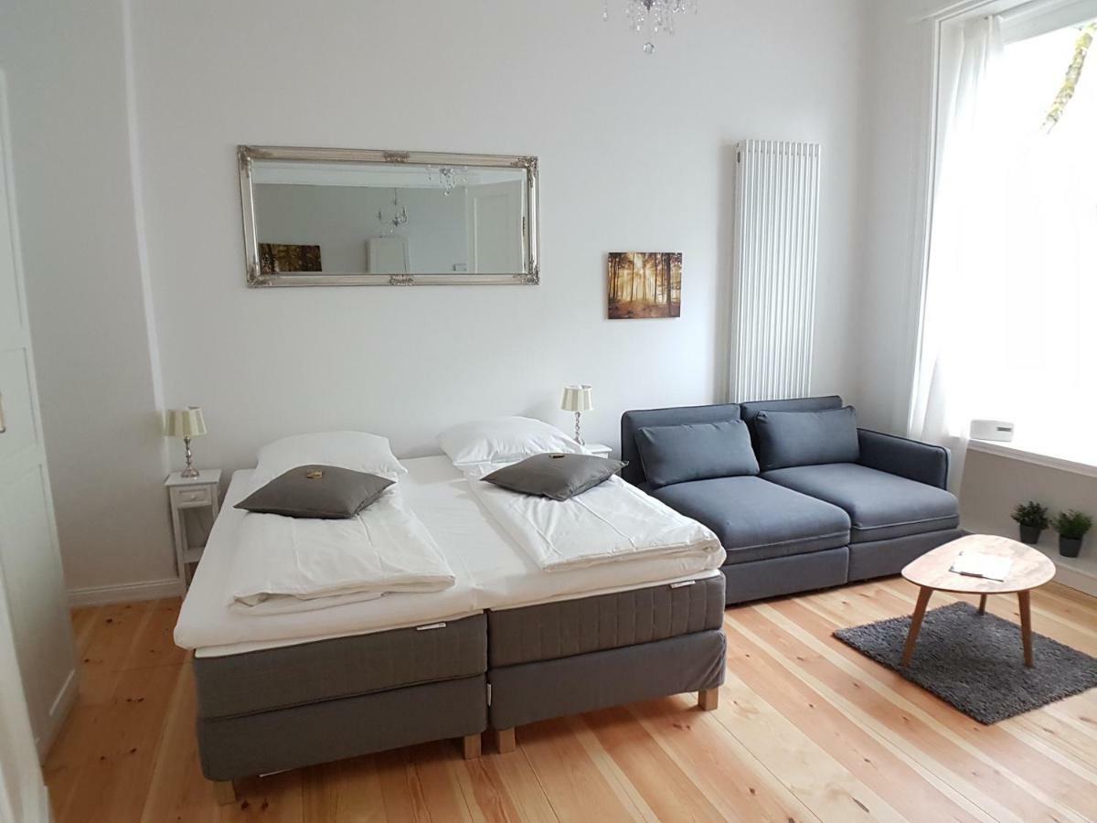 Lang Re By Rockchair Apartments L Superhost Status L 2 Bedrooms Boxspringbeds In City Center - Cozy Family & Business Flair Welcomes You! Berlijn Buitenkant foto
